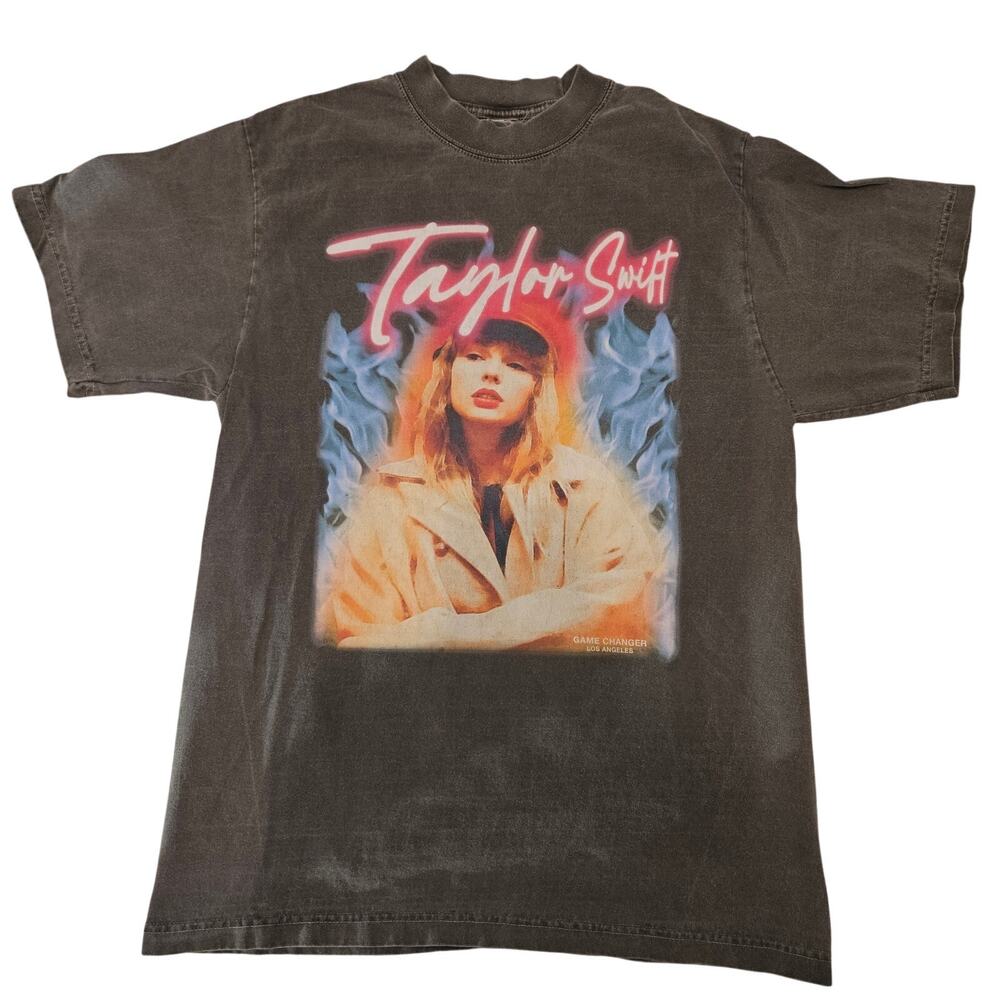 Taylor Swift RED Album Graphic T-Shirt Game Changer LA Sz. M